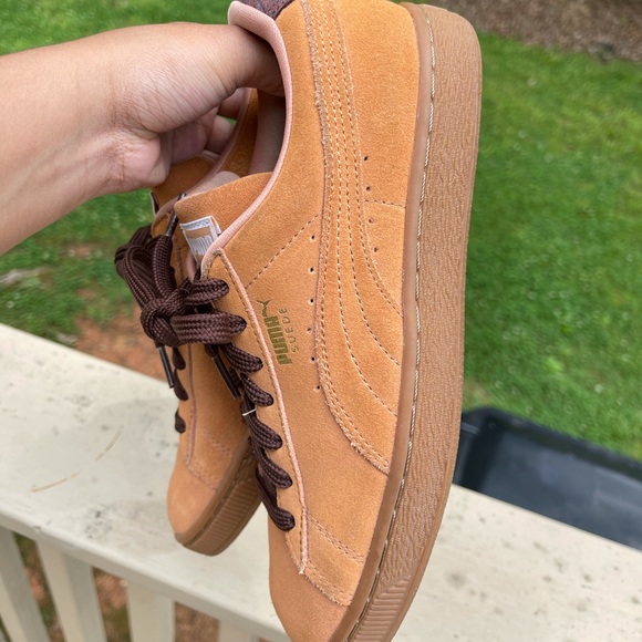 Sued Pumas - Picture 2 of 6